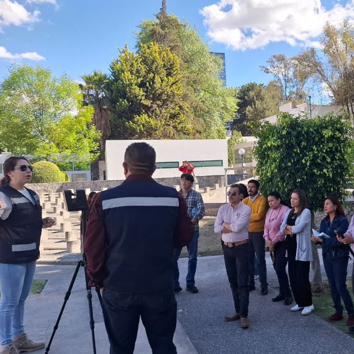 Capacitación de fotogrametría y escaneo
