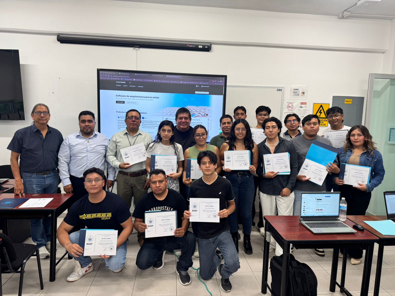 Capacitación BIM con integrantes de la BUAP Complejo Regional Sur
